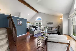 495 W Cimarron Dr, Aurora, IL 60504 - Photo 3
