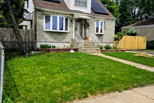 6240 W 87th St, Burbank, IL 60459 - Photo 1