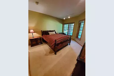 23 Roosevelt Drive, East Dubuque, IL 61025 - Photo 9