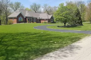23 Roosevelt Dr, East Dubuque, IL 61025 - Photo 15