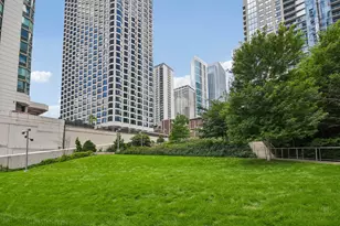 195 N Harbor Dr, Chicago, IL 60601 - Photo 47