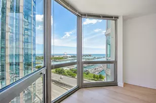195 N Harbor Dr, Chicago, IL 60601 - Photo 3