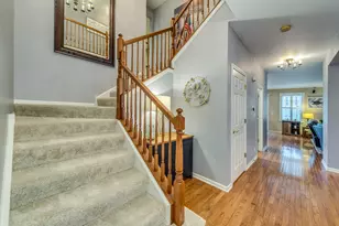 263 Sunbury Dr, Saint Charles, IL 60175 - Photo 13