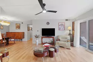 2046 St Johns Ave, Highland Park, IL 60035 - Photo 9