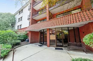 2046 St Johns Ave, Highland Park, IL 60035 - Photo 1