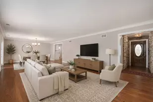22W689 Elmwood Dr, Glen Ellyn, IL 60137 - Photo 11