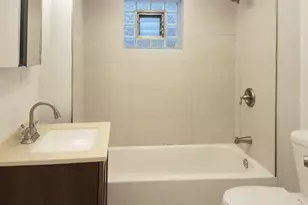 504 W 32nd St, Chicago, IL 60616 - Photo 9