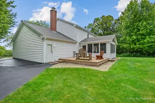 9901 Fox Bluff Ln, Spring Grove, IL 60081 - Photo 31