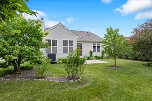918 Scottsdale Dr, Pingree Grove, IL 60140 - Photo 21
