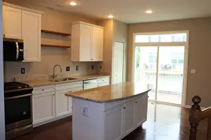 1603 Deer Pointe Dr, South Elgin, IL 60177 - Photo 9