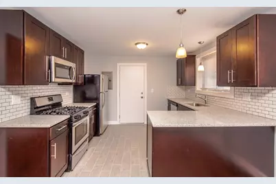 6801 N Ridge Boulevard #207, Chicago, IL 60645 - Photo 7