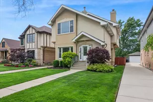 5858 N Luna Ave, Chicago, IL 60646 - Photo 1