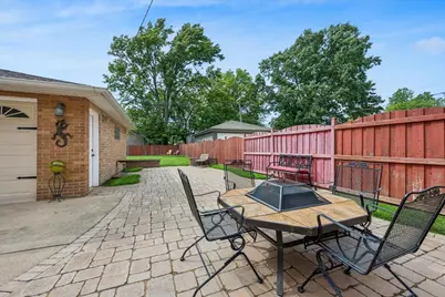 5858 N Luna Avenue, Chicago, IL 60646 - Photo 25