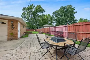 5858 N Luna Ave, Chicago, IL 60646 - Photo 25