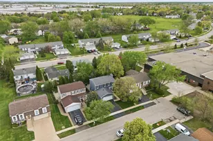 404 Dover Dr, Roselle, IL 60172 - Photo 35