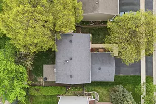 404 Dover Dr, Roselle, IL 60172 - Photo 3