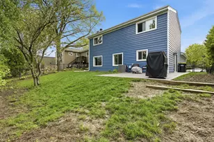 404 Dover Dr, Roselle, IL 60172 - Photo 33