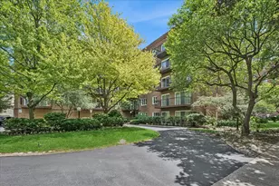 901 Hinman Ave, Evanston, IL 60202 - Photo 3
