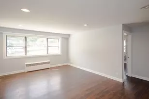 6807 N Ridge Blvd, Chicago, IL 60645 - Photo 3