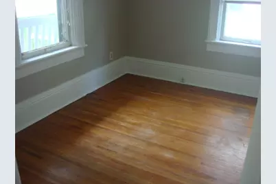 424 E Main Street E, Ottawa, IL 61350 - Photo 13