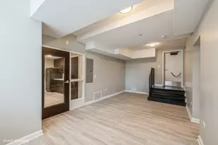 6857 S Ridgeland Ave, Chicago, IL 60649 - Photo 3