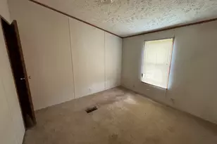 14829 Vans Rd, Fulton, IL 61252 - Photo 9