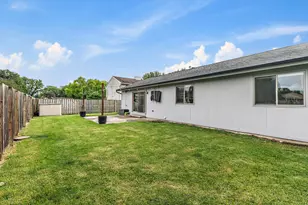 615 Lakeview Ct, Roselle, IL 60172 - Photo 25
