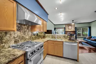 1032 Woodview Ct, Aurora, IL 60502 - Photo 15