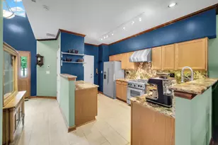 1032 Woodview Ct, Aurora, IL 60502 - Photo 13