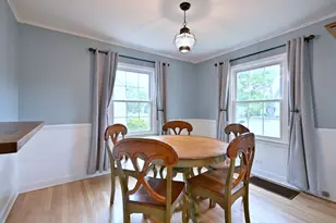 1034 S Saylor Ave, Elmhurst, IL 60126 - Photo 5
