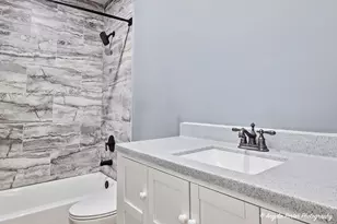9019 Pine Ave, Wonder Lake, IL 60097 - Photo 21