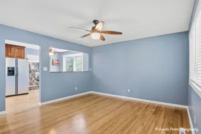 9019 Pine Avenue, Wonder Lake, IL 60097 - Photo 5