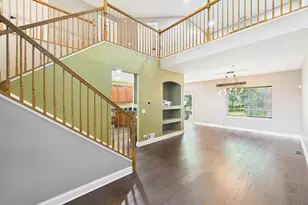 6067 Canterbury Ln, Hoffman Estates, IL 60192 - Photo 7