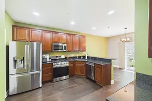 6067 Canterbury Ln, Hoffman Estates, IL 60192 - Photo 27