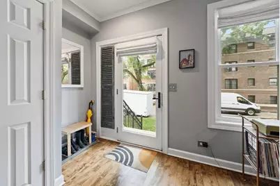2708 N Wilton Avenue, Chicago, IL 60614 - Photo 3