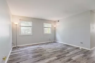 4042 Charleston Rd, Matteson, IL 60443 - Photo 11
