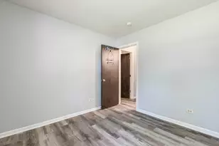 4042 Charleston Rd, Matteson, IL 60443 - Photo 19