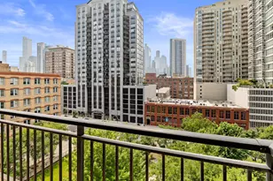 451 W Huron St, Chicago, IL 60654 - Photo 11