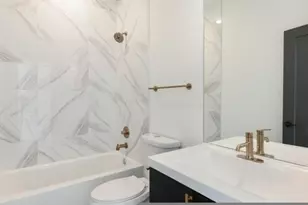 1244 W Huron St, Chicago, IL 60642 - Photo 13