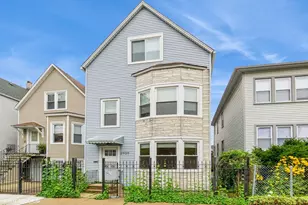 2909 N Ridgeway Ave, Chicago, IL 60618 - Photo 1