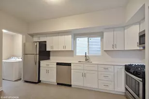 2909 N Ridgeway Ave, Chicago, IL 60618 - Photo 3