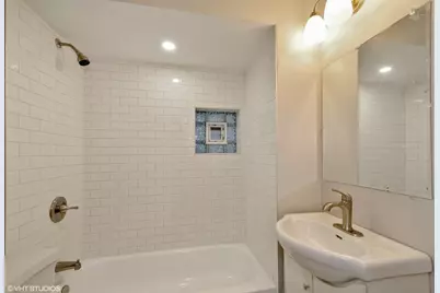 2909 N Ridgeway Avenue, Chicago, IL 60618 - Photo 9