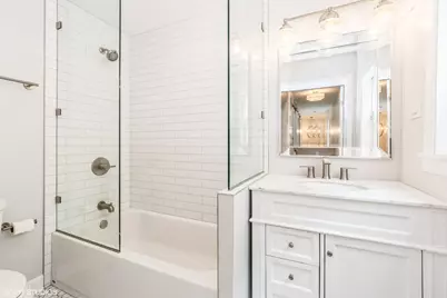 2909 N Ridgeway Avenue, Chicago, IL 60618 - Photo 35