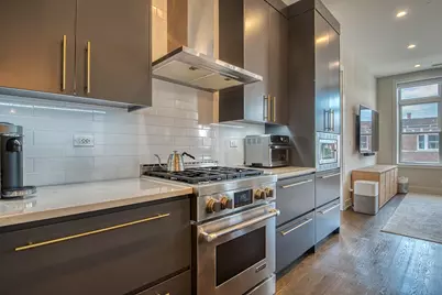 1938 W Augusta Boulevard #301, Chicago, IL 60622 - Photo 5