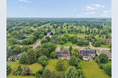 740 Fairway Lane, Sycamore, IL 60178 - Photo 35