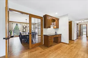 740 Fairway Ln, Sycamore, IL 60178 - Photo 9