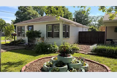 1225 McKee Street, Centralia, IL 62801 - Photo 5