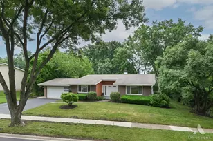 2603 Jackson Dr, Woodridge, IL 60517 - Photo 5