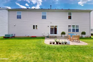 810 Vera Ln, Wheeling, IL 60090 - Photo 33
