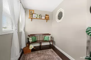 4091 E 2370th Rd, Sheridan, IL 60551 - Photo 5